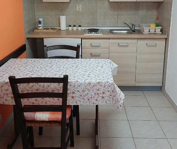 Drenovica * Πούλα