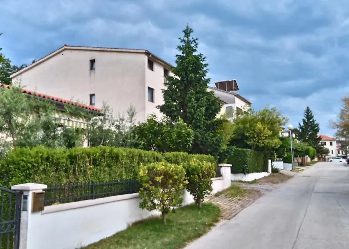 Drenovica * Πούλα