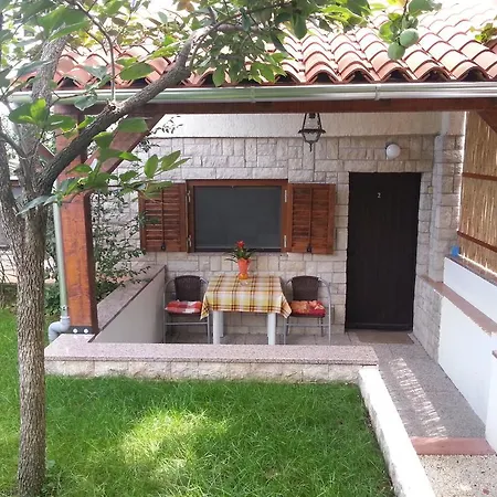 Apartment Drenovica